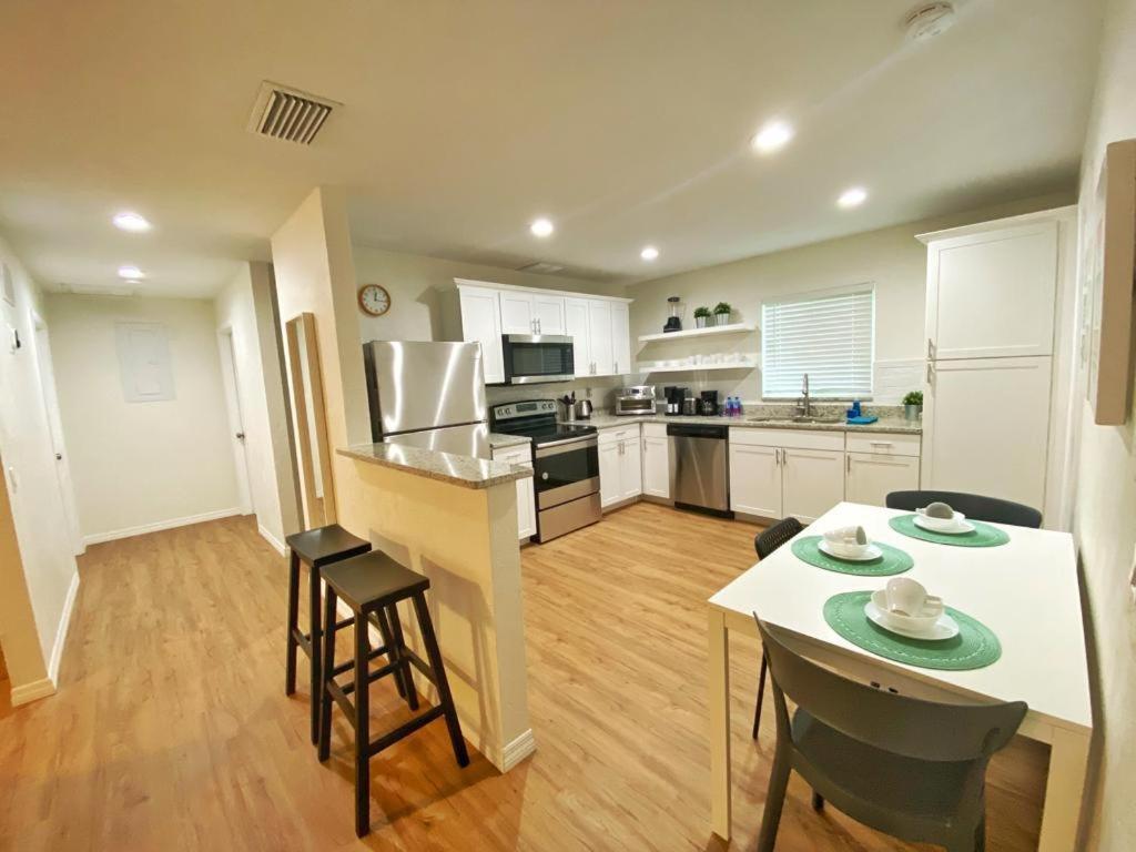 *New*Sunshine Gorgeous- 3Bd/2Ba -Private Backyard! Port Orange Exterior foto
